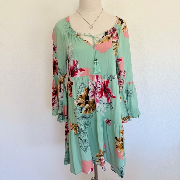 🌺 EXPRESS Light Green Blue Floral Hibiscus Hawaiian Tiered Trapeze Coverup Dress